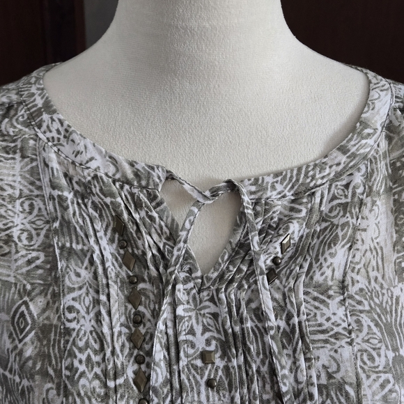 Laura Scott Gray Ombré Patterned Women's XL Top Metal Studs Tie Front - Picture 4 of 13